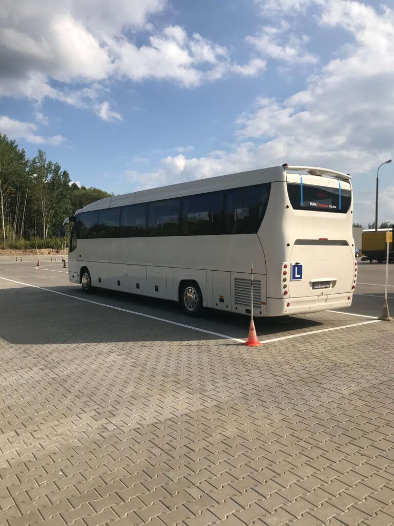 autobus na kategorię D